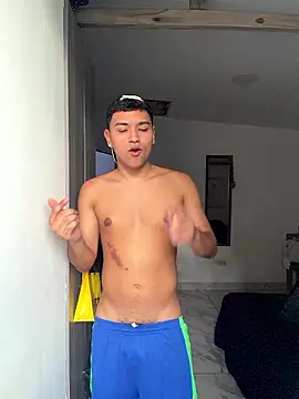 seanstone  online show from July 17, 10:36 pm