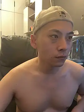 yichen008 online show from July 9, 10:30 am