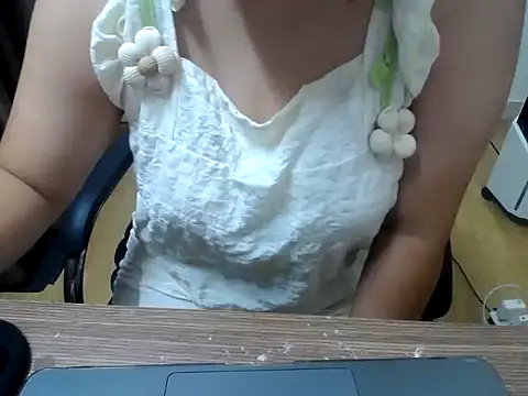 Sushi Oo online show from July 14, 6:02 pm