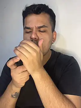 LatinBearX online show from July 9, 11:47 am