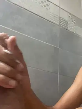 Snapshot of Bimo-i6 chatting on July 9, 1:53 am Bimo-i6 online show from July 9, 1:53 am