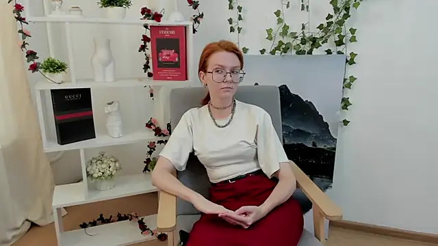 ThomasenaCardiff online show from July 10, 3:55 am