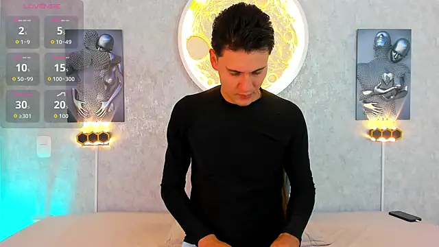 Bigcock Taylor online show from July 22, 11:35 am