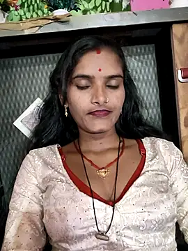 Snapshot of Cute_shivangi825 chatting on July 11, 3:37 pm Cute shivangi825 online show from July 11, 3:37 pm