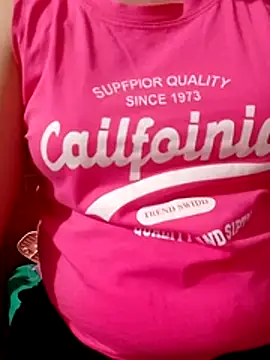Snapshot of Tu-quyen chatting on July 13, 1:36 pm Tu-quyen online show from July 13, 1:36 pm