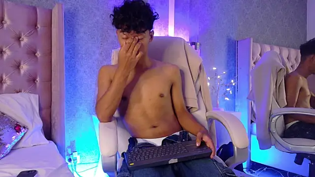 Adam Foxxx online show from July 21, 5:32 am