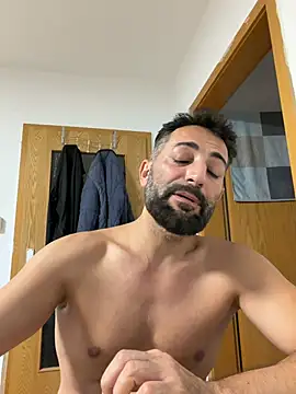 Snapshot of FKK_Boy_Life chatting on July 15, 11:37 am FKK Boy Life online show from July 15, 11:37 am