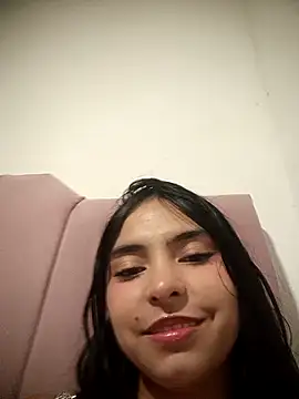 Snapshot of amarantha222 chatting on July 25, 4:10 am amarantha222 online show from July 25, 4:10 am