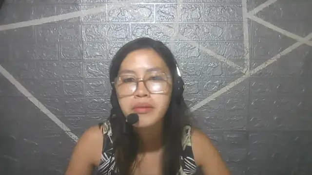 RaquelLeibfried online show from July 17, 1:23 am