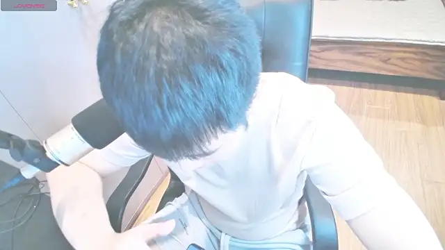 xiaoxiao-666 online show from August 2, 4:38 pm