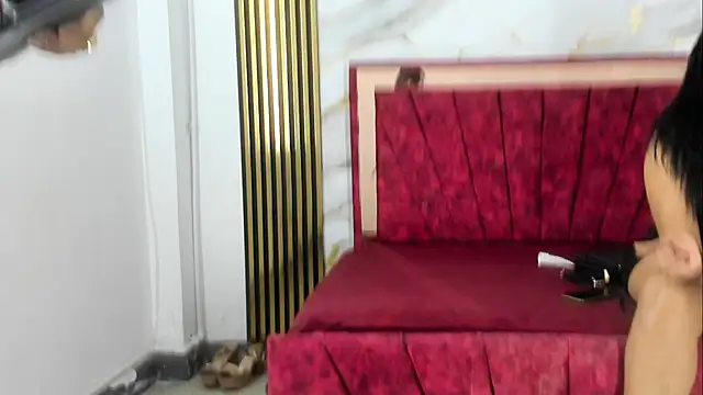hotmommy Maia online show from July 16, 4:40 am