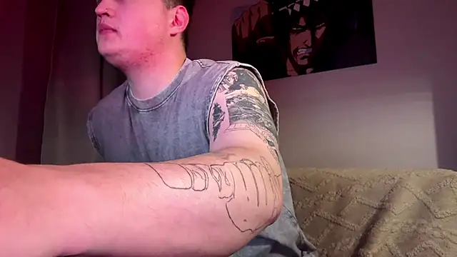 DavidLur online show from August 2, 6:06 pm