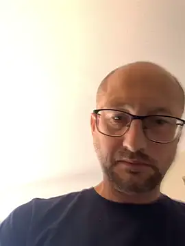 Snapshot of Rosbif69 chatting on July 20, 11:34 am Rosbif69 online show from July 20, 11:34 am
