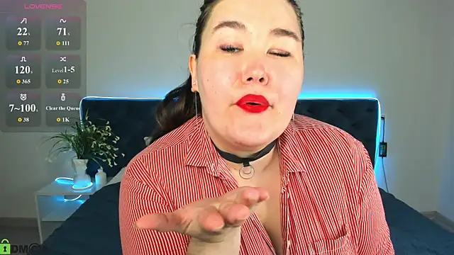 Snapshot of Elizabeth_Lia_a chatting on July 19, 8:29 am Elizabeth Lia a online show from July 19, 8:29 am