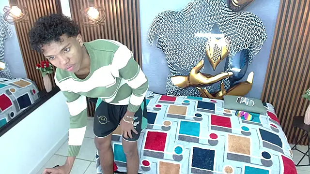 AlessandroBlack  online show from July 22, 7:38 pm