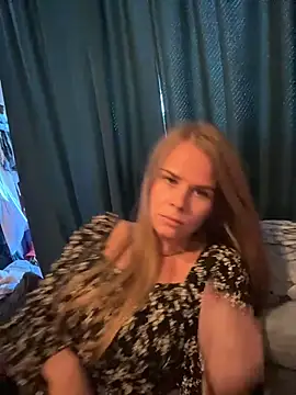 Mary Mathews online show from July 22, 3:37 pm