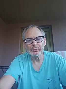 Snapshot of luxrom196806 chatting on July 28, 6:20 pm luxrom196806 online show from July 28, 6:20 pm