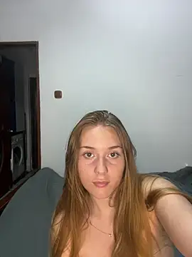 sweetsophiee20 online show from August 2, 7:12 pm