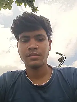Snapshot of DesiBoy_Live chatting on August 8, 5:53 am DesiBoy Live online show from August 8, 5:53 am