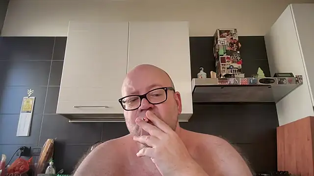 theitalianbear online show from June 23, 4:27 pm