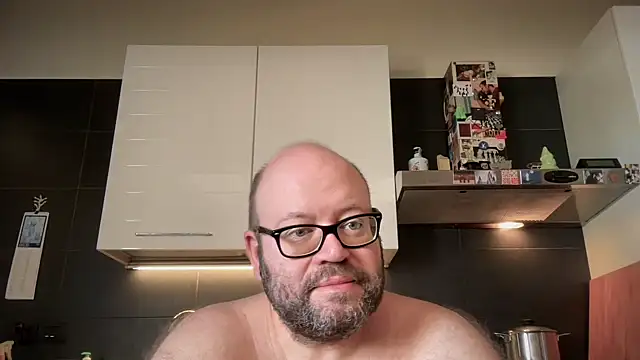 theitalianbear online show from July 19, 9:24 am