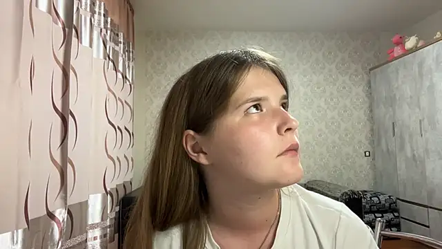 FayePapakostas online show from July 27, 8:54 am