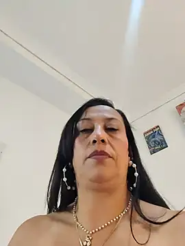 NorixaPriveM online show from August 6, 1:18 am