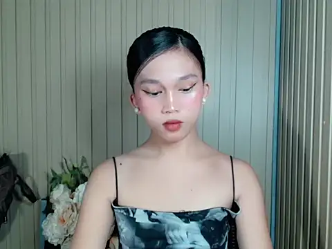 softtemptationpau  online show from July 31, 1:43 pm