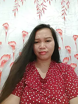 sassygirl20 online show from August 1, 1:10 pm