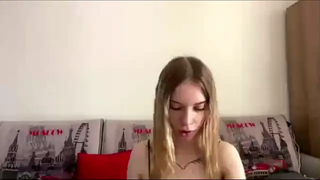 KatPatrin online show from August 6, 5:42 am