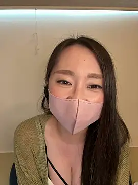 aika chi online show from August 3, 4:44 am