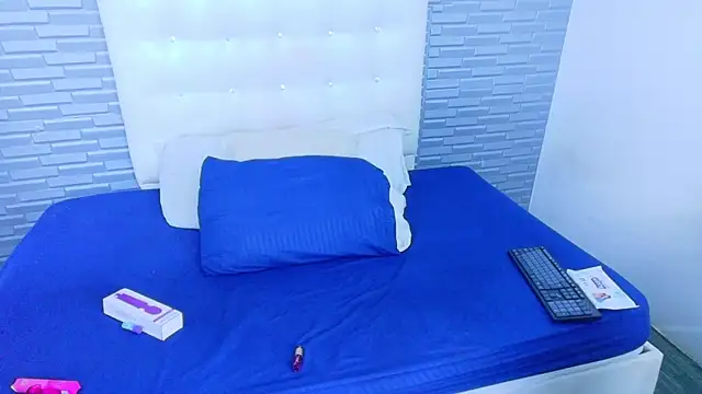 Snapshot of tastY_chocolatex chatting on August 5, 8:33 pm tastY chocolatex online show from August 5, 8:33 pm