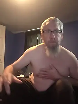 sneakyzekey420 online show from July 31, 4:28 pm