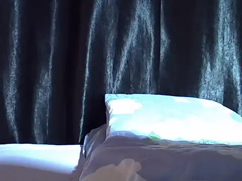 twilightaura online show from August 7, 10:56 pm