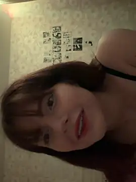 VanessaMorris  online show from August 2, 3:10 pm