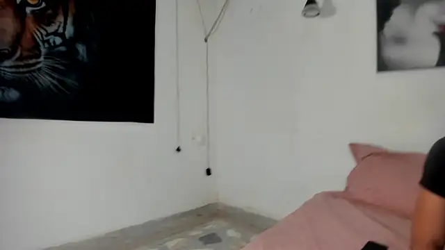 zachayra smith online show from August 1, 9:14 pm