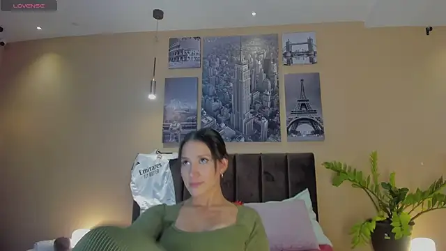 Olivia jazz online show from March 5, 2:36 am