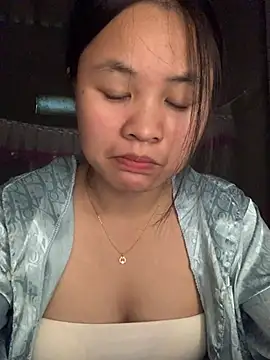 Snapshot of Nhuyensexy chatting on August 3, 12:20 am Nhuyensexy online show from August 3, 12:20 am