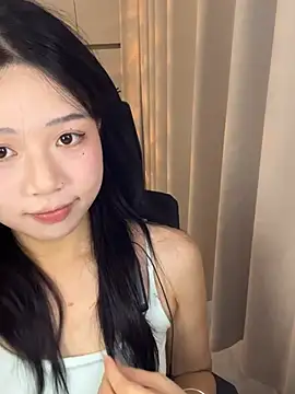 Sweet    online show from August 3, 1:49 pm