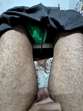 desiguytall online show from August 4, 3:32 am