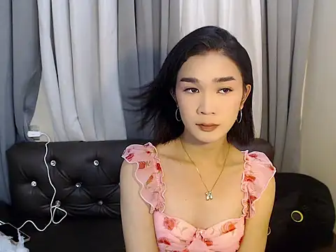 expensive nadia online show from August 4, 3:53 am