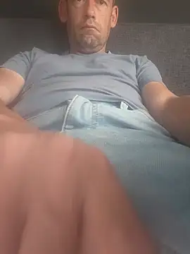Wimpie geil online show from August 4, 7:22 am