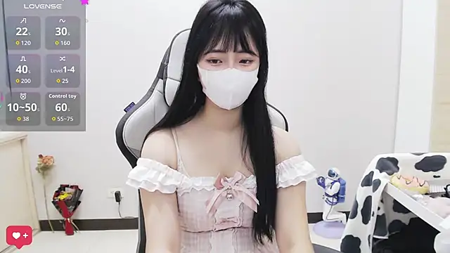 Nina 777  online show from August 9, 11:31 pm