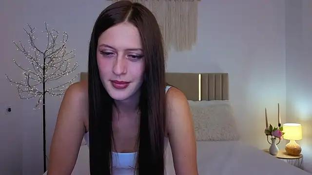 Natural beauty  online show from August 7, 8:55 pm
