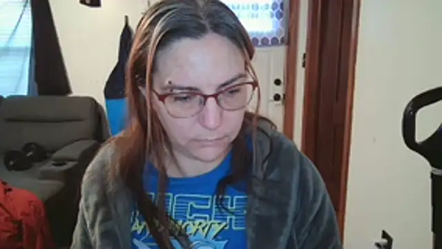 Snapshot of SweetAriesXO chatting on February 4, 1:50 pm SweetAriesXO online show from February 4, 1:50 pm