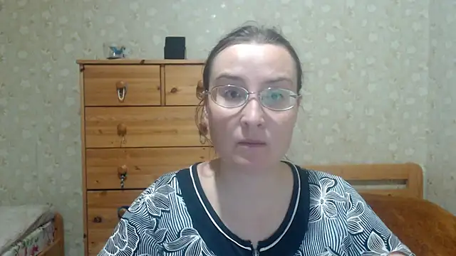 Smart Rose online show from December 18, 5:19 pm