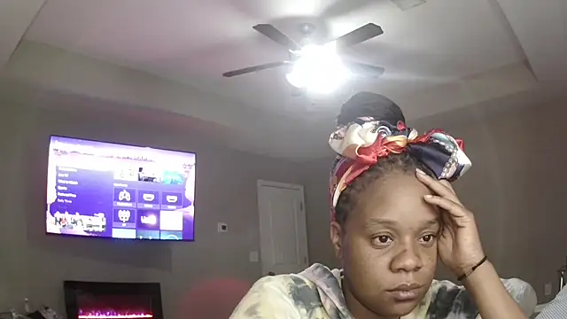 Snapshot of Beautifulkash chatting on April 14, 4:29 am Beautifulkash online show from April 14, 4:29 am