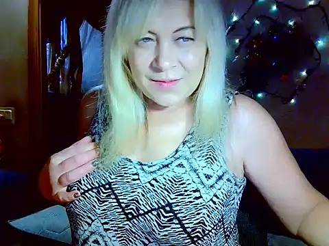 AgoniA7 online show from December 21, 7:59 am