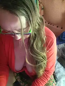 MucMilf59 online show from March 20, 10:03 pm