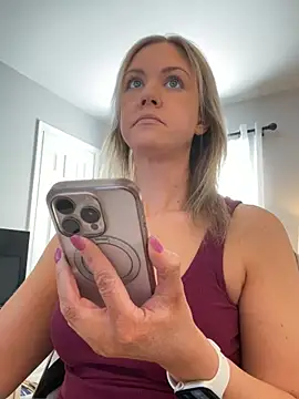 Kay Cakes online show from February 2, 4:49 pm